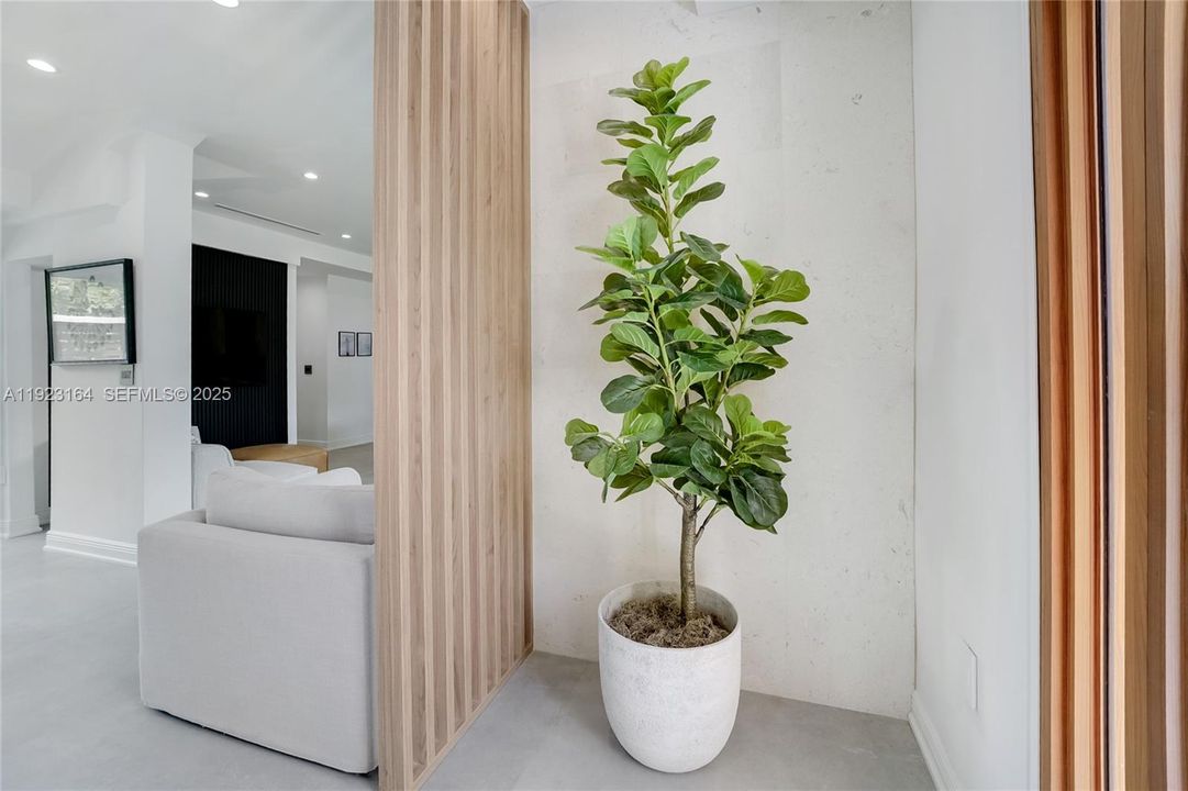 На продажу: $1,575,000 (3 спален, 2 ванн, 1547 Квадратных фут)