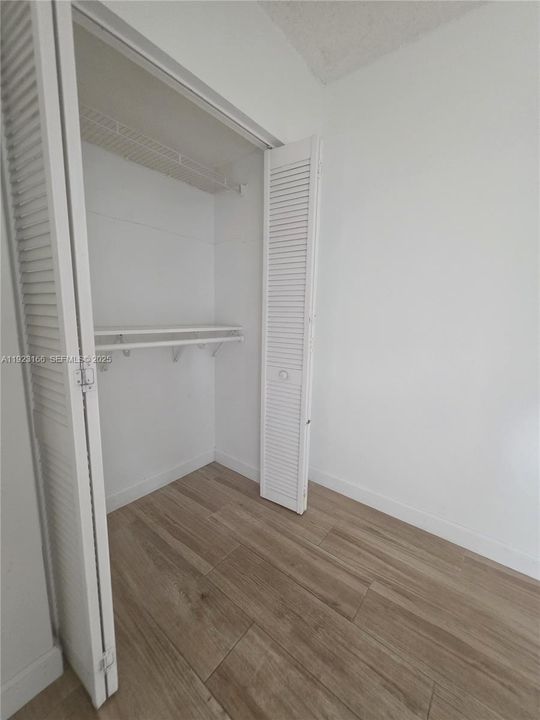 For Rent: $2,700 (3 beds, 2 baths, 1120 Square Feet)