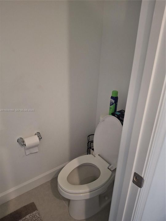 На продажу: $290,000 (3 спален, 2 ванн, 1436 Квадратных фут)