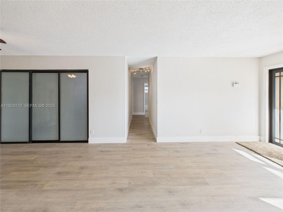 待售: $649,000 (3 贝兹, 2 浴室, 1672 平方英尺)