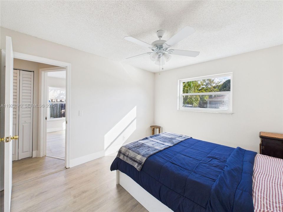 待售: $649,000 (3 贝兹, 2 浴室, 1672 平方英尺)