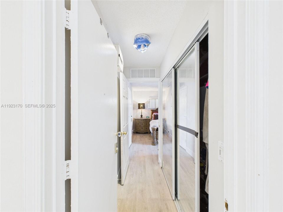 待售: $649,000 (3 贝兹, 2 浴室, 1672 平方英尺)