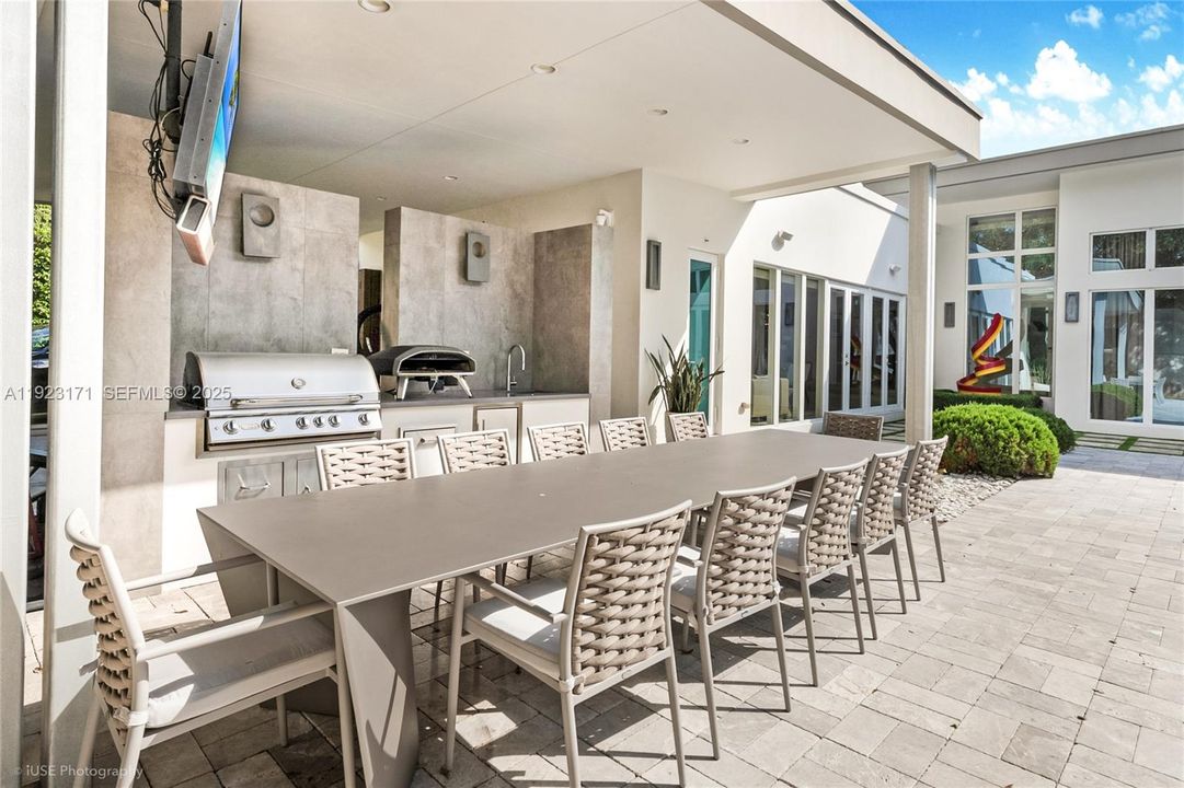 待售: $4,250,000 (5 贝兹, 5 浴室, 0 平方英尺)