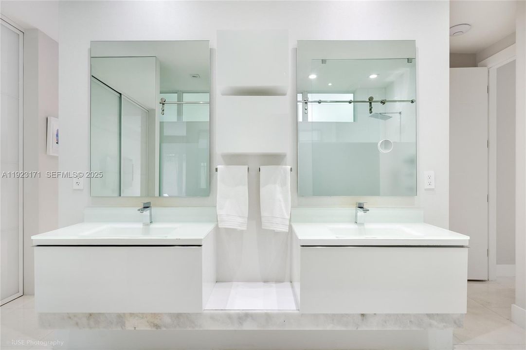 待售: $4,250,000 (5 贝兹, 5 浴室, 0 平方英尺)