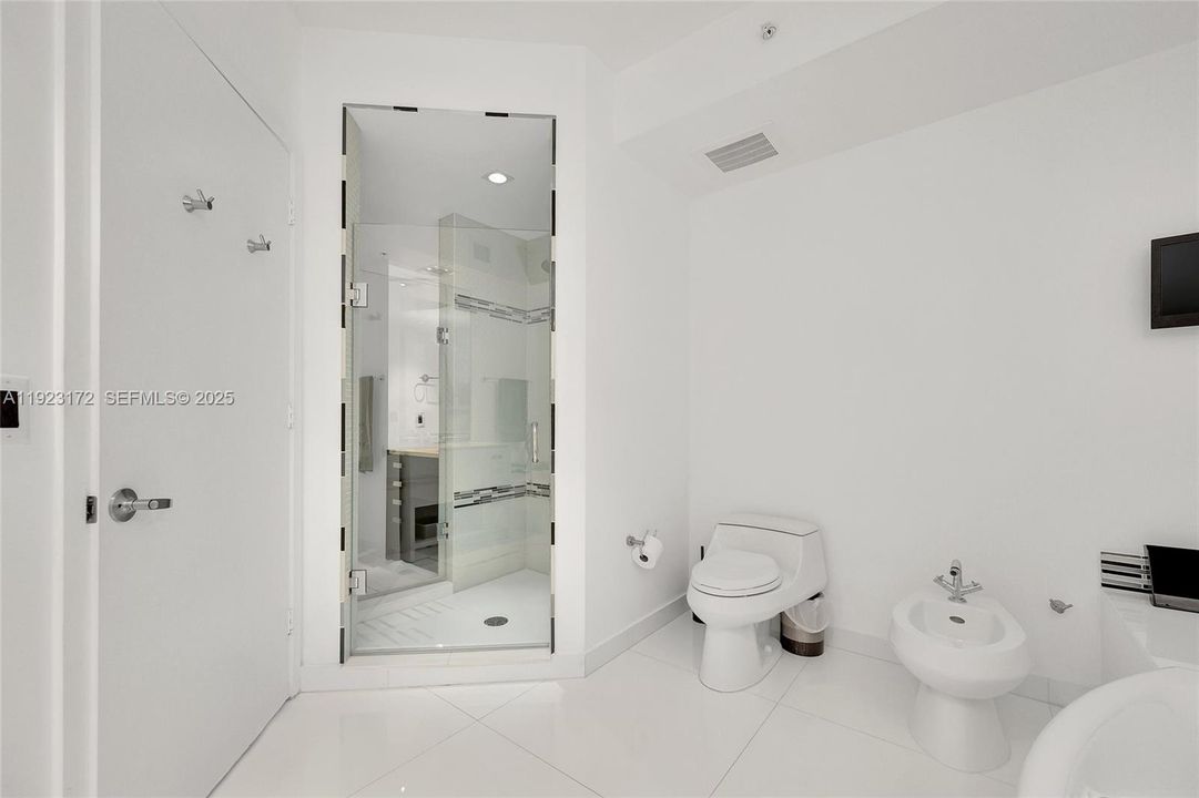 待售: $1,595,000 (2 贝兹, 2 浴室, 1499 平方英尺)