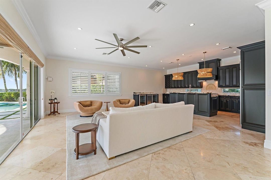 090-1021CoralWay-SingerIsland-SMALL