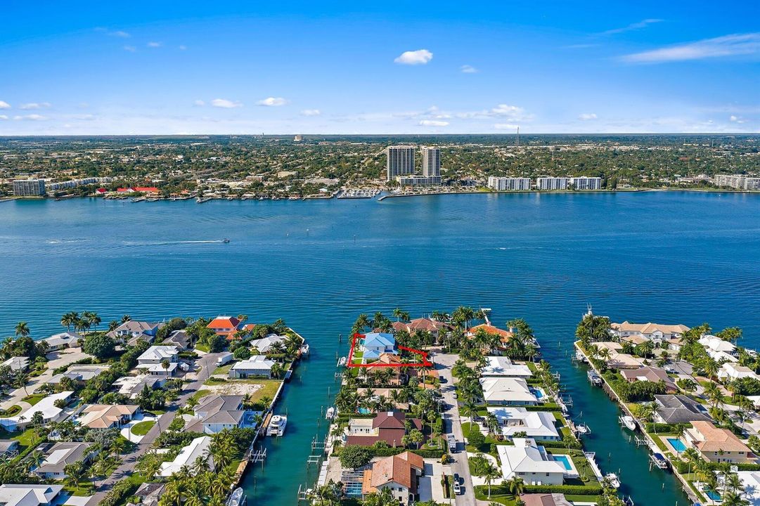 136-1021CoralWay-SingerIsland-SMALL