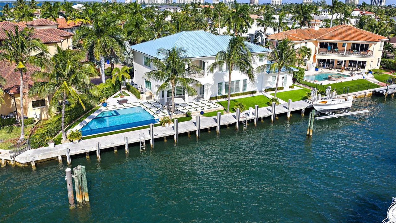 1021 Coral Way-17