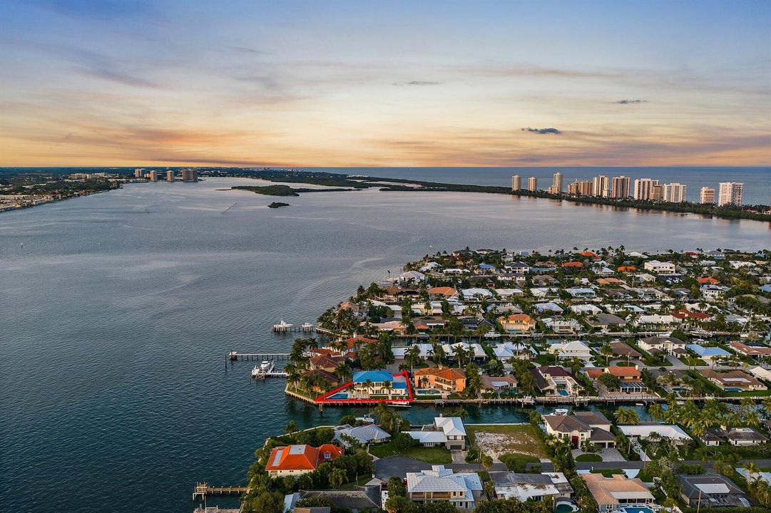 132-1021CoralWay-SingerIsland-SMALL