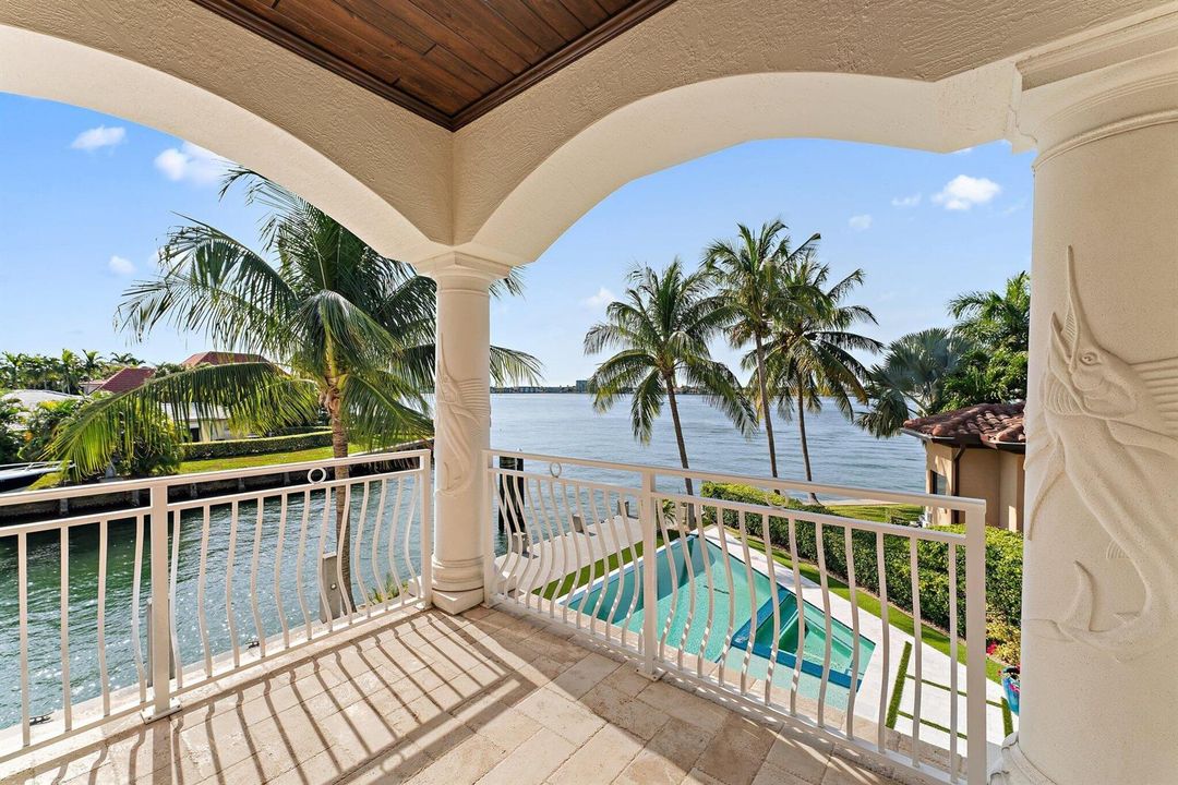 118-1021CoralWay-SingerIsland-SMALL