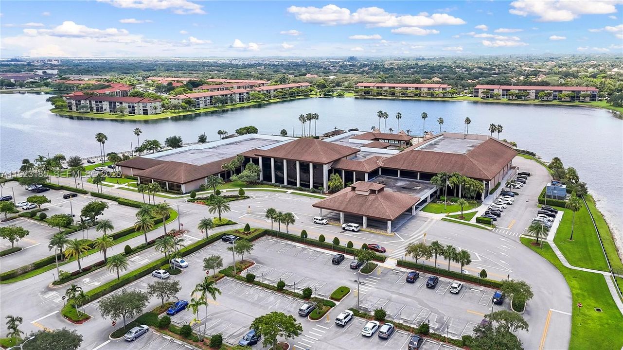 The impressive 135,000 sq. ft. clubhouse features a 1,042-seat theater with top-tier entertainment, a grand ballroom, indoor and outdoor heated pools, billiard and card rooms, and multiple meeting and activity spaces. Residents enjoy bingo, arts and crafts, music, ceramics, computer classes, and more.