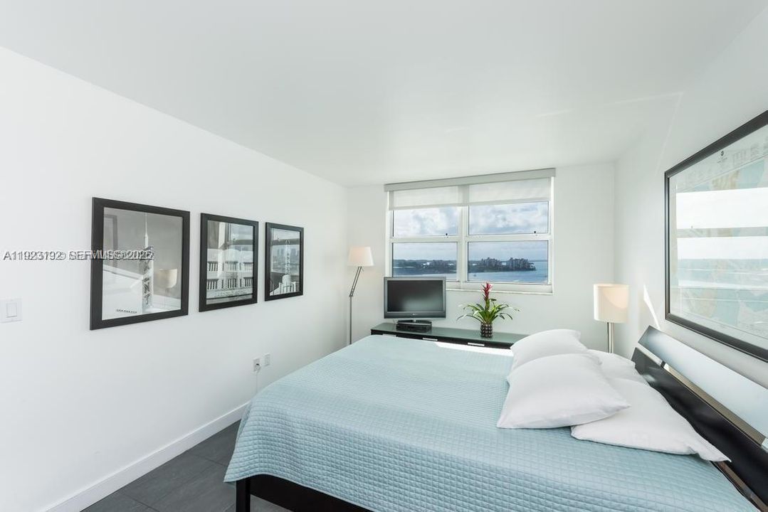 В аренду: $10,000 (2 спален, 2 ванн, 1130 Квадратных фут)