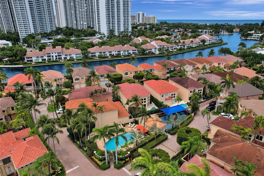 For Rent: $11,500 (5 beds, 3 baths, 2842 Square Feet)