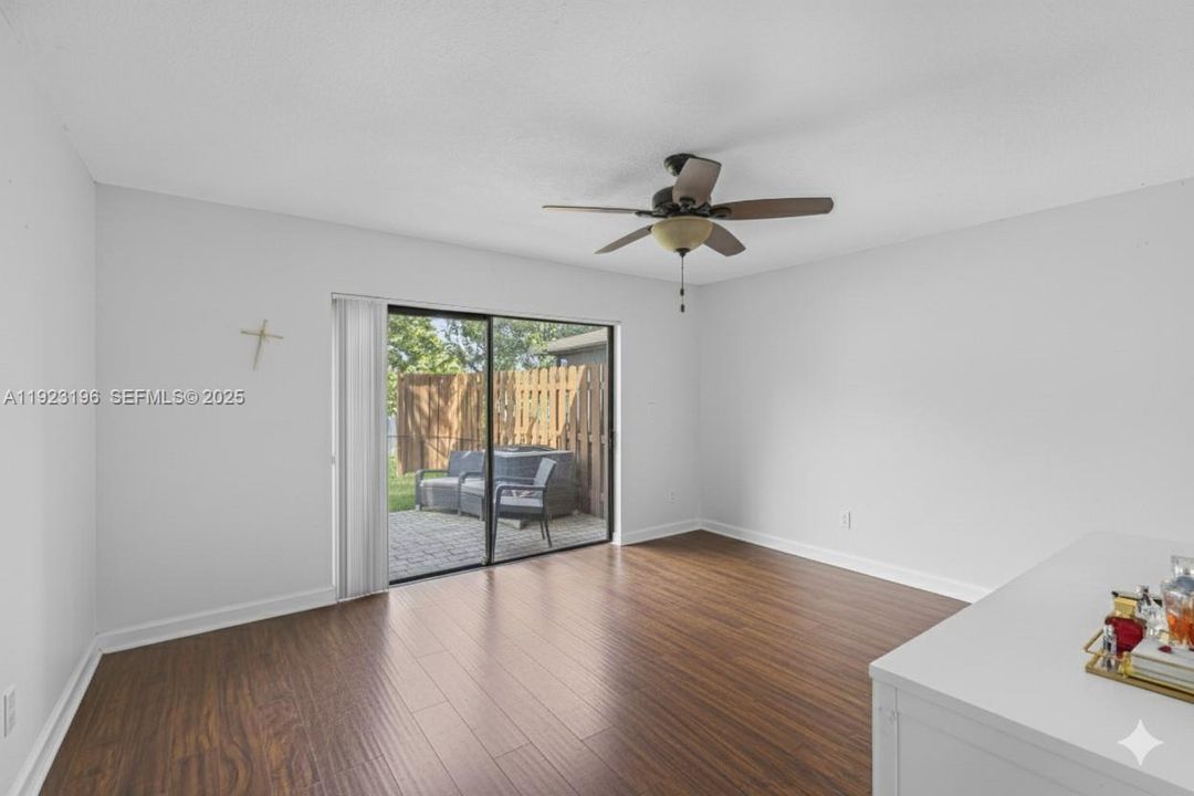 Primary room walk-in closet