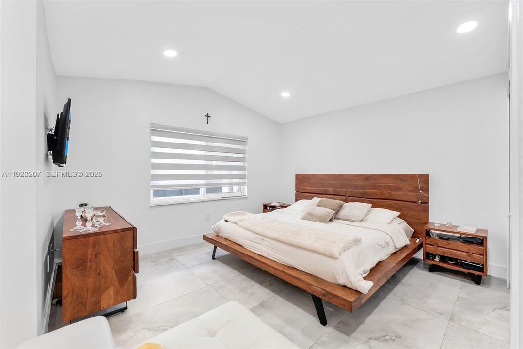 待售: $615,000 (3 贝兹, 2 浴室, 1412 平方英尺)