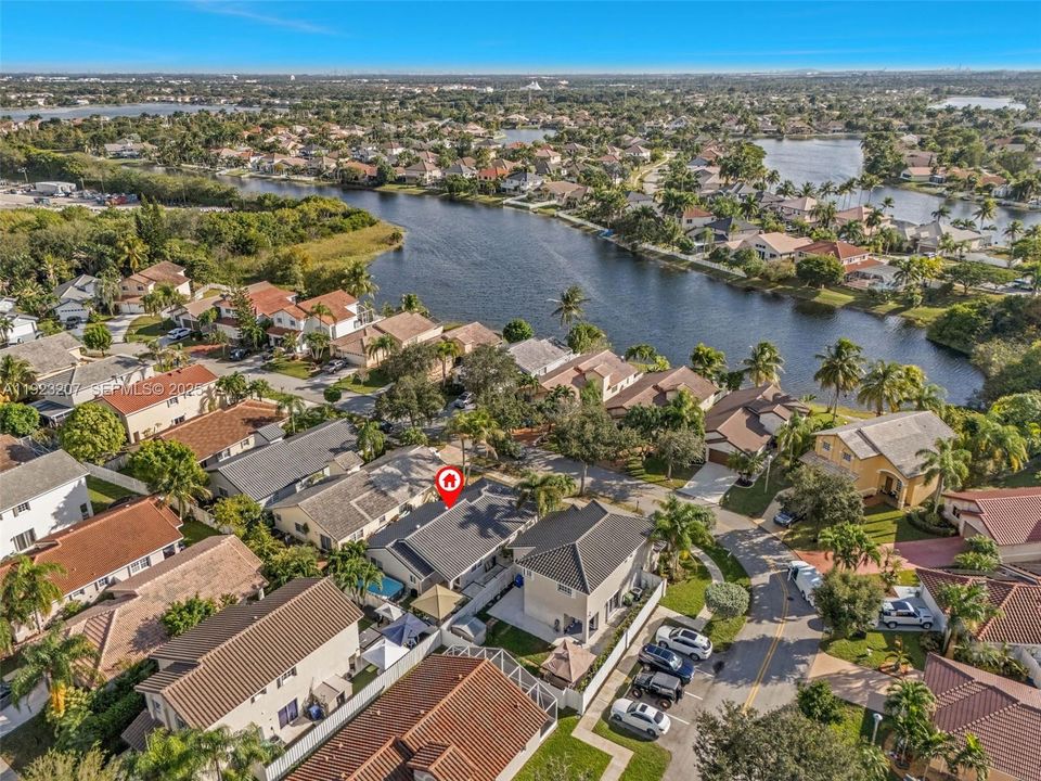 待售: $615,000 (3 贝兹, 2 浴室, 1412 平方英尺)