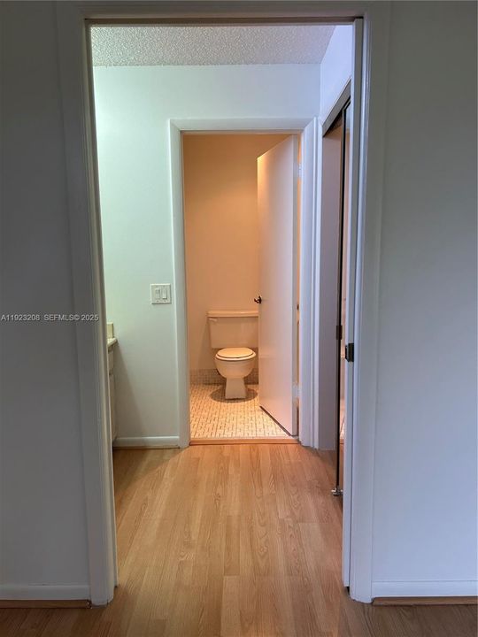 待售: $269,777 (2 贝兹, 2 浴室, 1220 平方英尺)