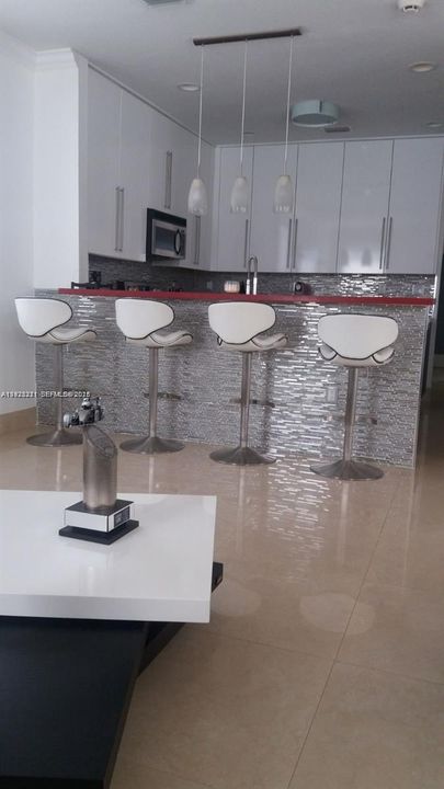 For Rent: $5,500 (4 beds, 4 baths, 3053 Square Feet)