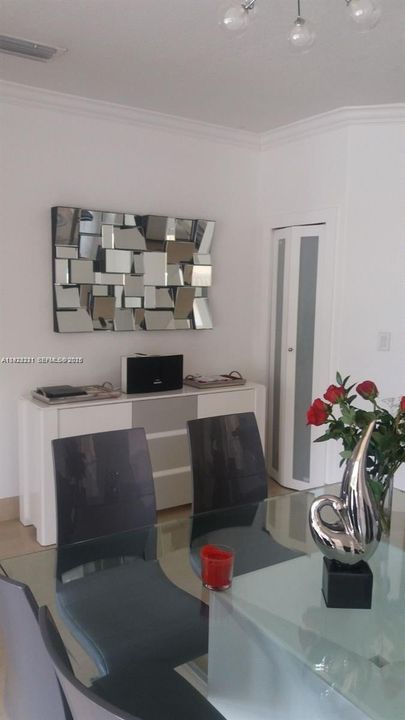 For Rent: $5,500 (4 beds, 4 baths, 3053 Square Feet)