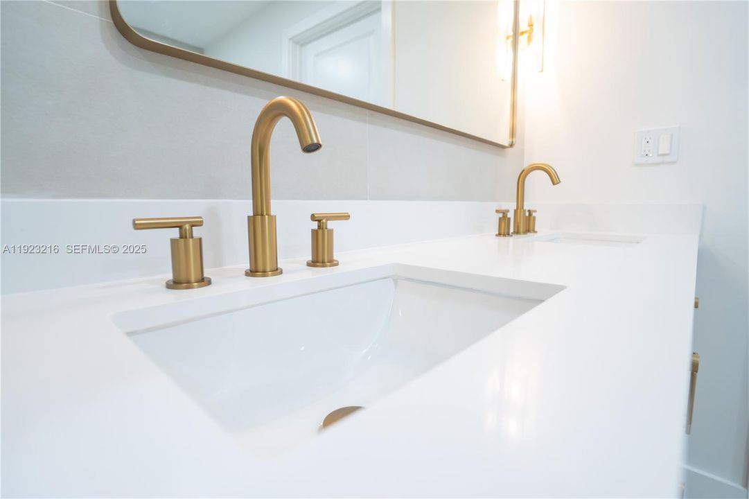 В аренду: $4,000 (3 спален, 2 ванн, 2433 Квадратных фут)