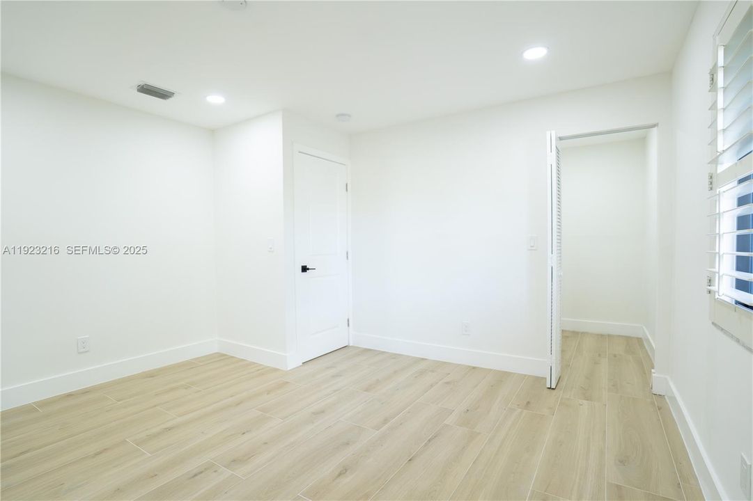 В аренду: $4,000 (3 спален, 2 ванн, 2433 Квадратных фут)