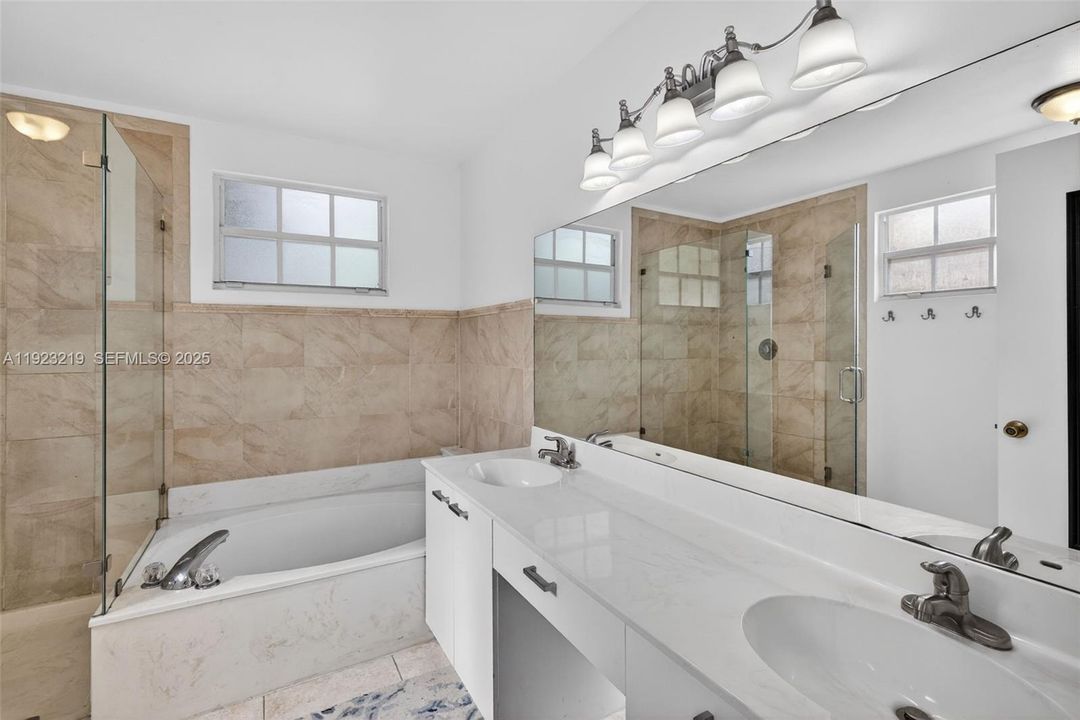 For Sale: $535,000 (3 beds, 2 baths, 1581 Square Feet)