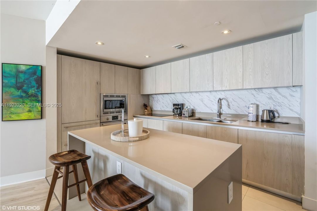 En Venta: $760,000 (2 camas, 2 baños, 1126 Pies cuadrados)