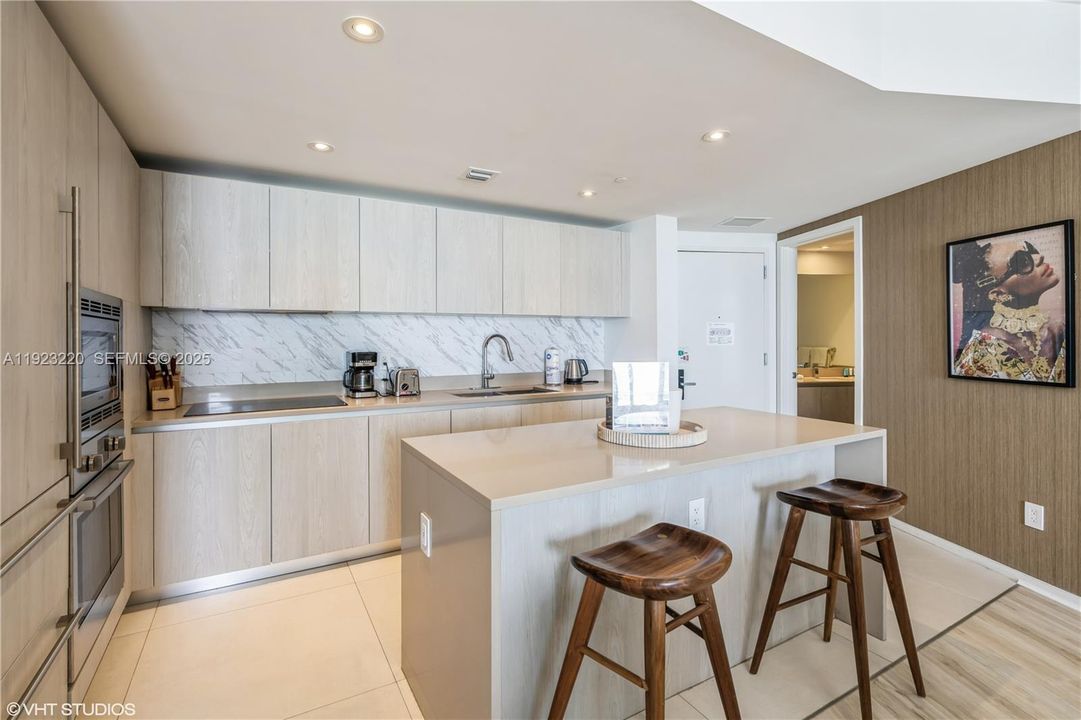 En Venta: $760,000 (2 camas, 2 baños, 1126 Pies cuadrados)