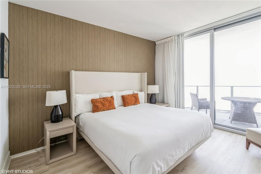 En Venta: $760,000 (2 camas, 2 baños, 1126 Pies cuadrados)