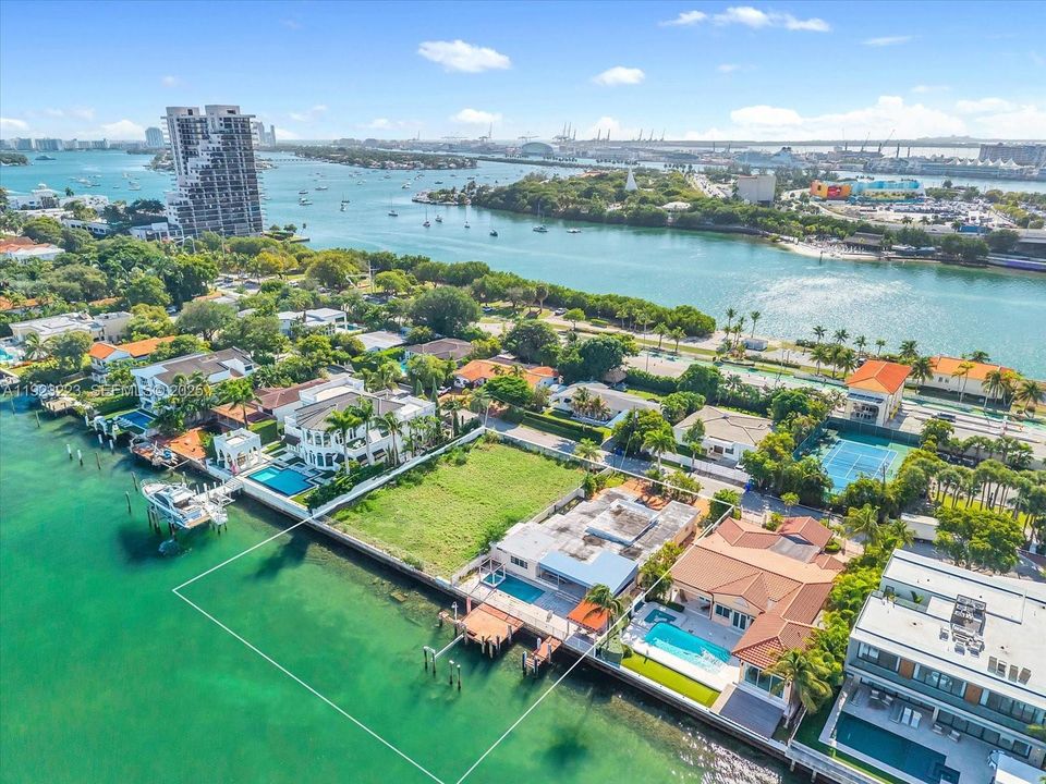 待售: $25,000,000 (0.60 acres)