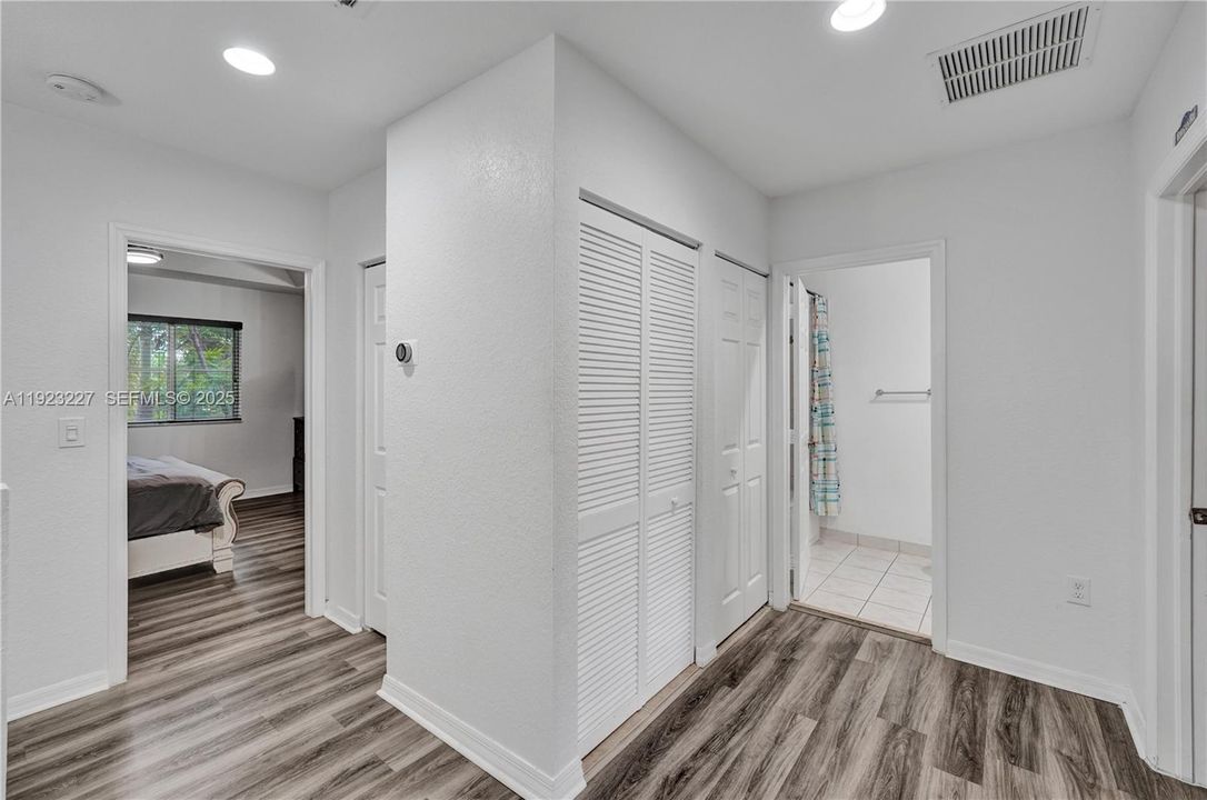 На продажу: $415,000 (3 спален, 2 ванн, 1656 Квадратных фут)