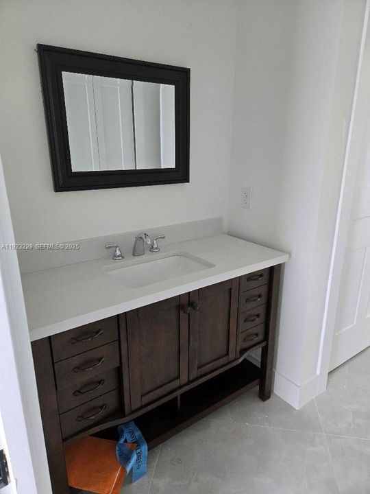 На продажу: $1,199,000 (4 спален, 3 ванн, 0 Квадратных фут)