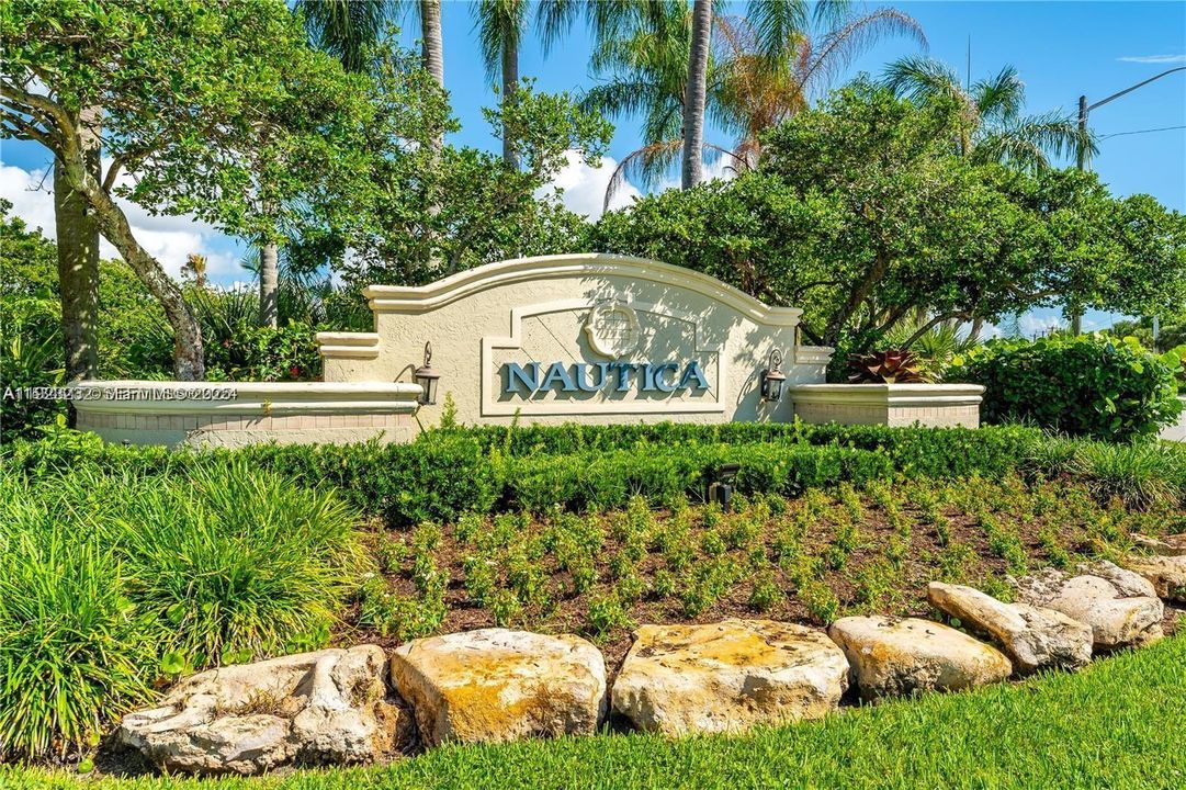 For Sale: $575,000 (4 beds, 2 baths, 2299 Square Feet)