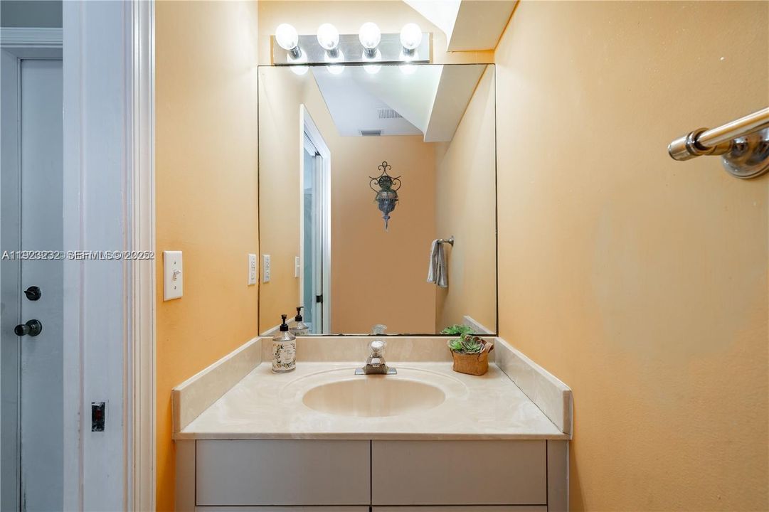 For Sale: $575,000 (4 beds, 2 baths, 2299 Square Feet)