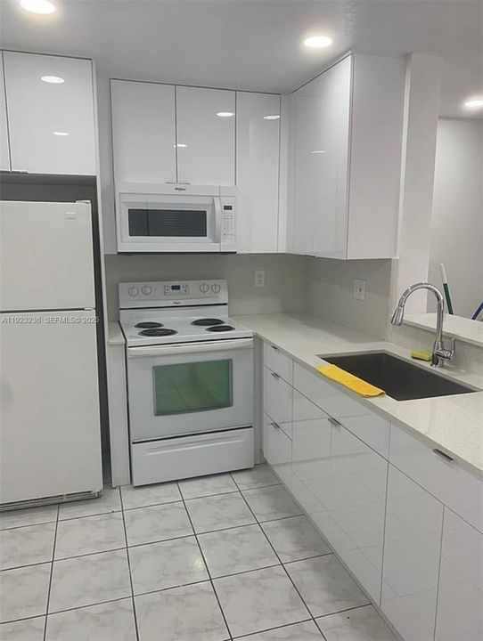 For Rent: $2,600 (2 beds, 2 baths, 0 Square Feet)