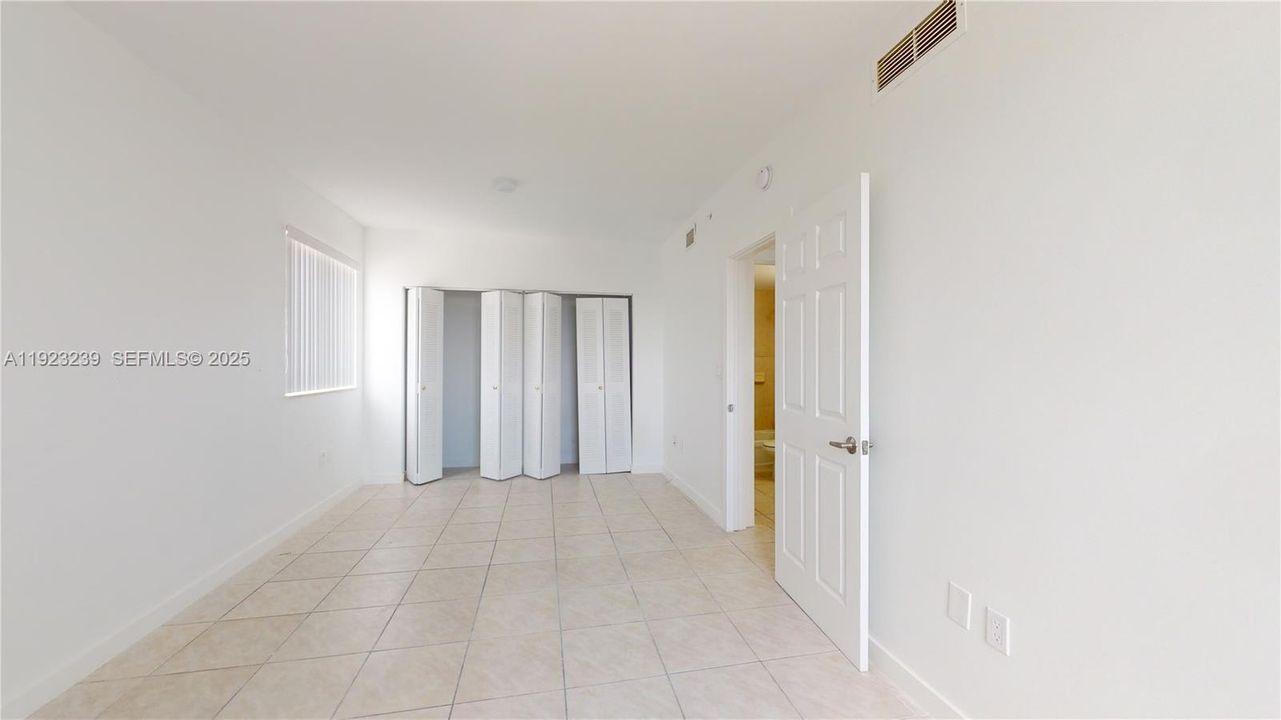 В аренду: $2,200 (1 спален, 1 ванн, 723 Квадратных фут)