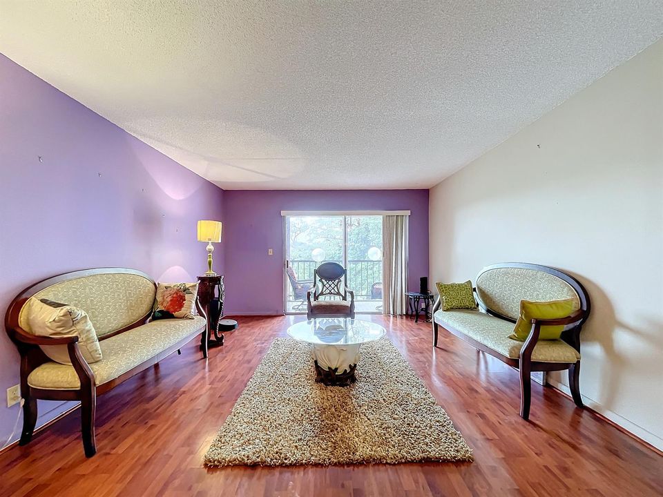 Living room 1