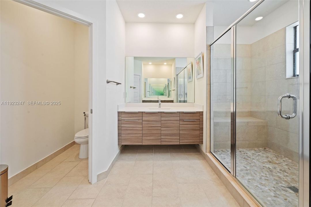 В аренду: $6,000 (4 спален, 3 ванн, 2847 Квадратных фут)