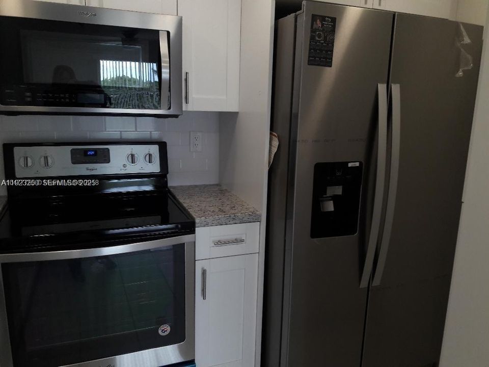 For Rent: $2,300 (2 beds, 2 baths, 1020 Square Feet)