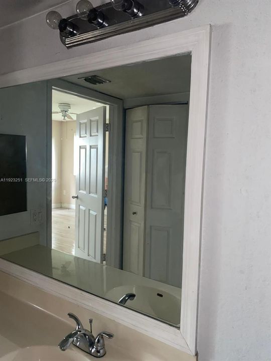 待售: $179,000 (3 贝兹, 2 浴室, 1126 平方英尺)