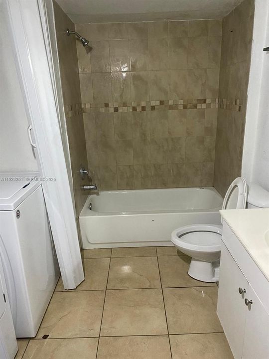 待售: $179,000 (3 贝兹, 2 浴室, 1126 平方英尺)