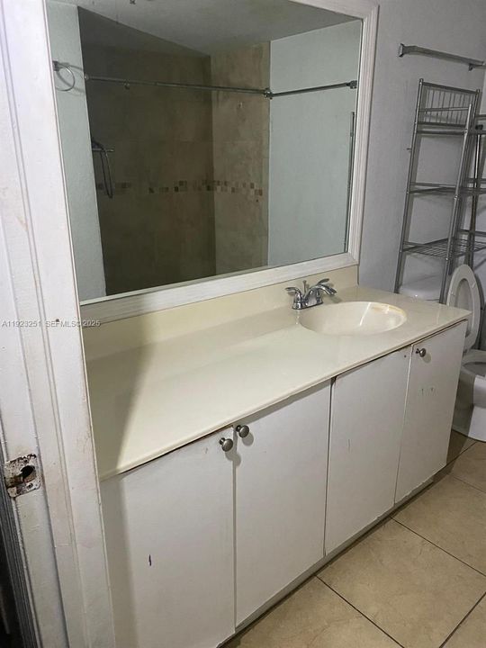 待售: $179,000 (3 贝兹, 2 浴室, 1126 平方英尺)