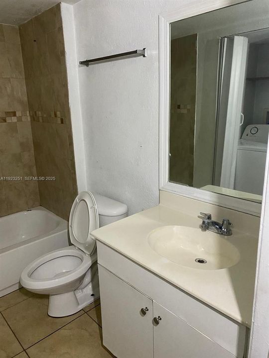 待售: $179,000 (3 贝兹, 2 浴室, 1126 平方英尺)