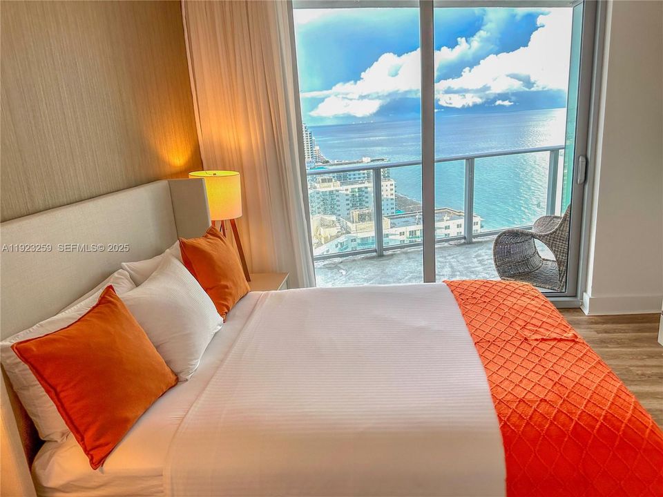 En Venta: $775,000 (2 camas, 2 baños, 1129 Pies cuadrados)