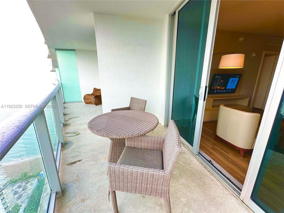 En Venta: $775,000 (2 camas, 2 baños, 1129 Pies cuadrados)