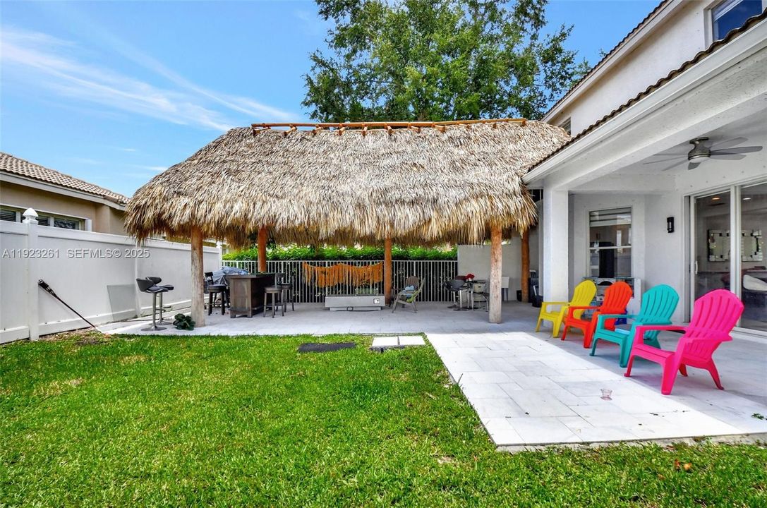 For Sale: $699,000 (4 beds, 2 baths, 2515 Square Feet)