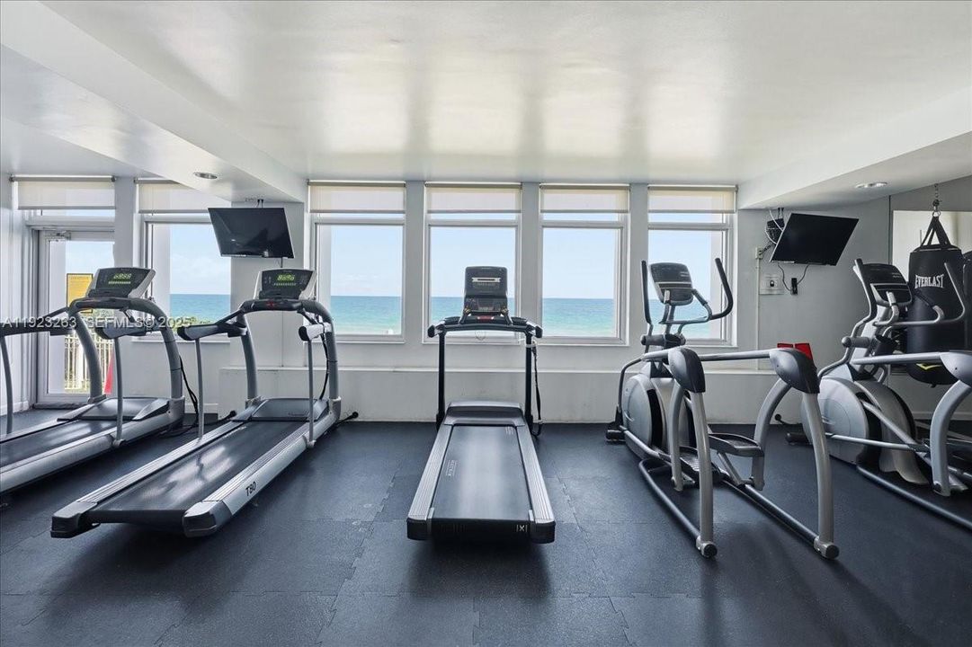 待售: $749,000 (2 贝兹, 2 浴室, 1450 平方英尺)