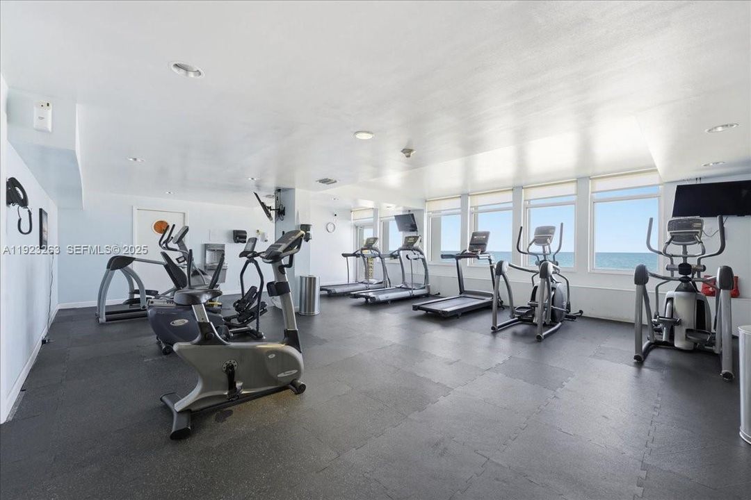 待售: $749,000 (2 贝兹, 2 浴室, 1450 平方英尺)