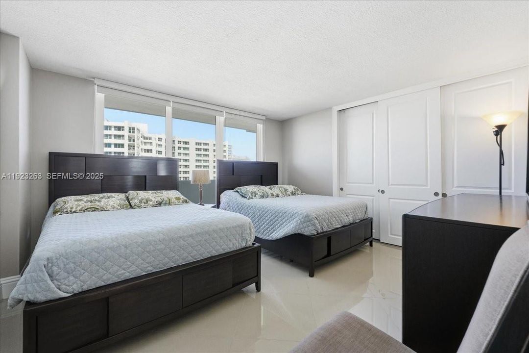 待售: $749,000 (2 贝兹, 2 浴室, 1450 平方英尺)