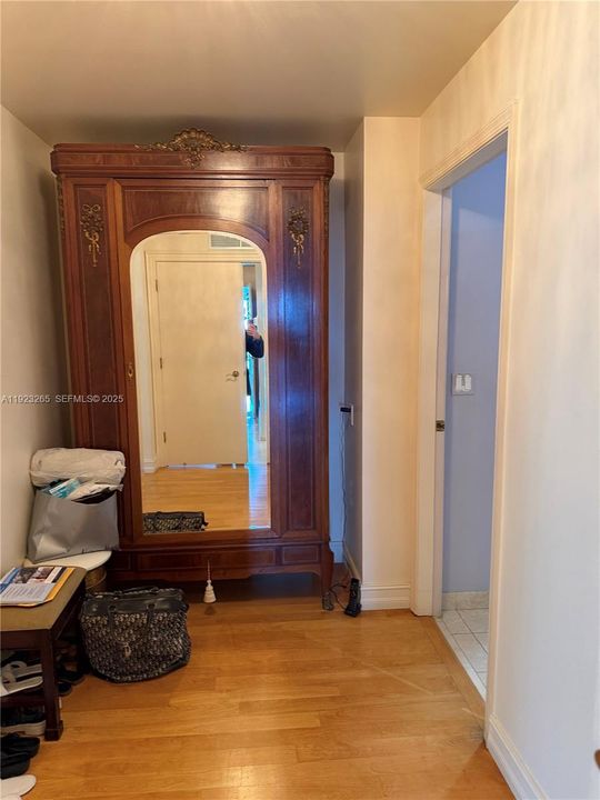 En Venta: $4,000,000 (2 camas, 4 baños, 3110 Pies cuadrados)